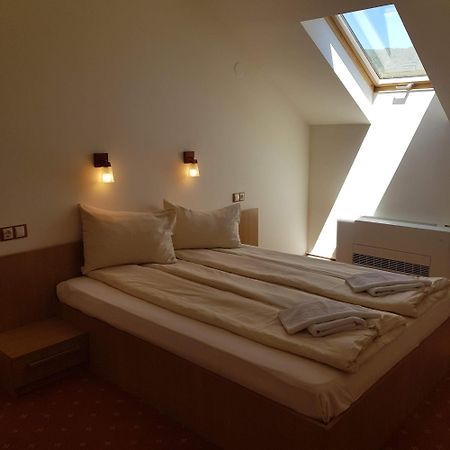Motel Vector Acăţari Eksteriør billede