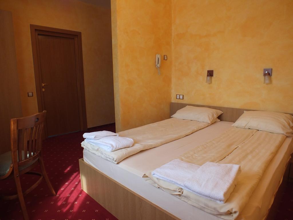 Motel Vector Acăţari Værelse billede